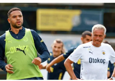 Mourinho prevents the departure of En-Nesyri to Al-Nassr