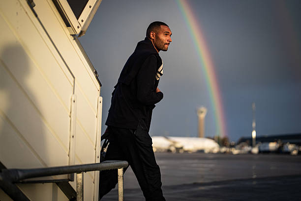 Jonathan Tah stands by Luis Díaz despite the red card