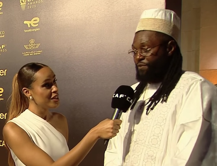 Emmanuel Adebayor salue le sacre d’Achraf Hakimi : « Ce Ballon d’Or est amplement mérité »