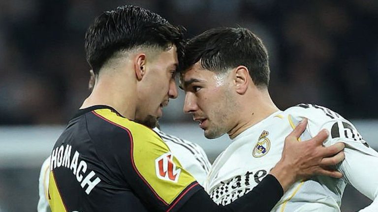 Accrochage entre Akhomach et Brahim Diaz