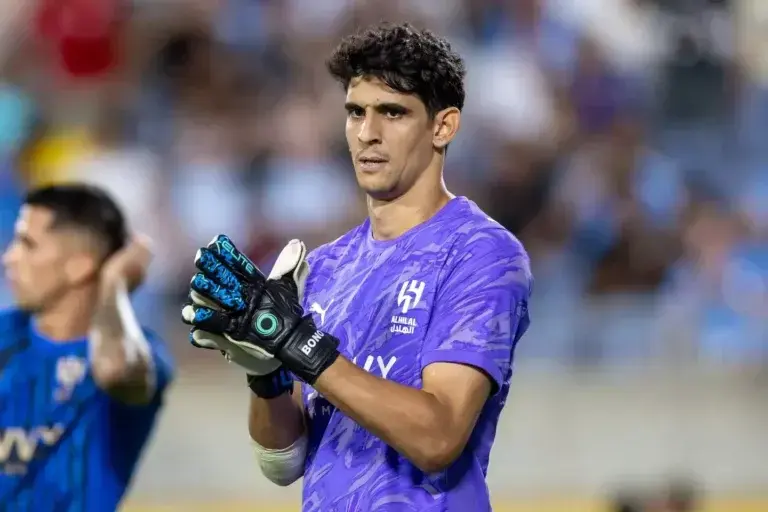 رغم استقبال هدفين.. ياسين بونو يحافظ على انتصار الهلال أمام الفيصلي بونو يستقبل هدفين في أول مباراة للهلال بالدوري السعودي