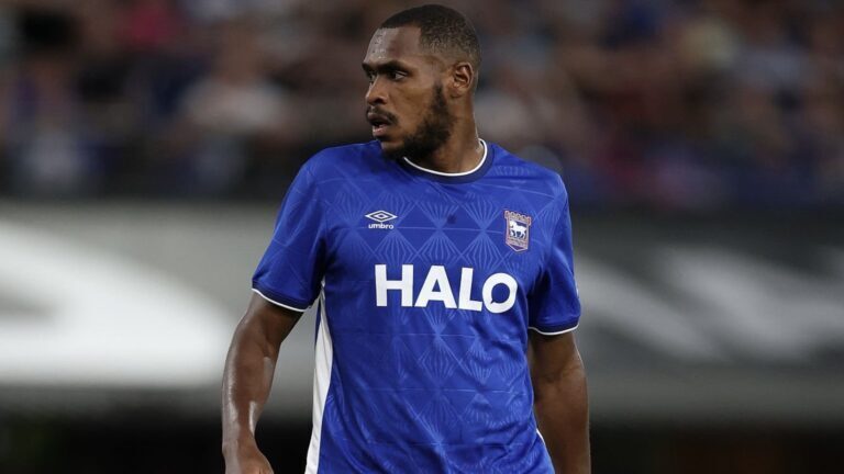 Issa Diop victorieux pour ses débuts avec Ipswich Issa Diop victorieux pour ses débuts avec Ipswich