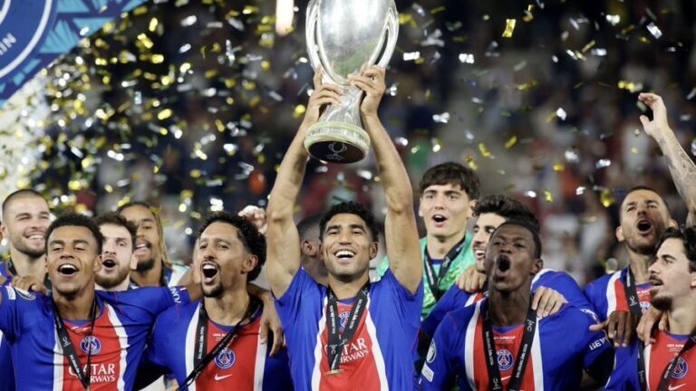 Achraf Hakimi remporte la Supercoupe d’Europe avec le PSG