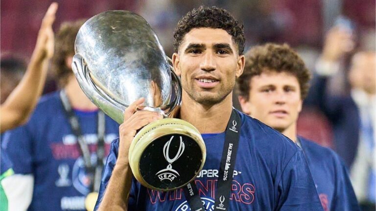 Achraf Hakimi vise déjà un nouveau trophée avec le PSG Achraf Hakimi vise déjà un nouveau trophée avec le PSG