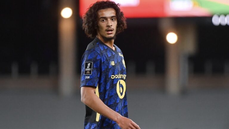 Lille : Ayyoub Bouaddi tout proche de Manchester City