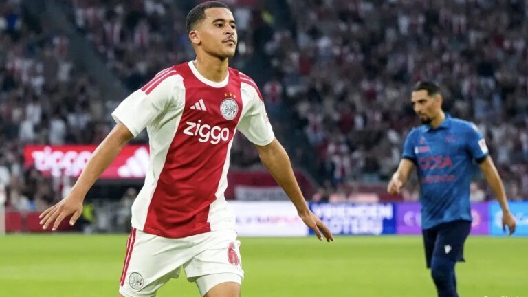 Ouazane double passeur, l’Ajax se qualifie Ouazane double passeur, l’Ajax se qualifie