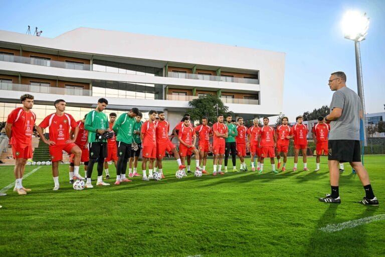 التشكيلة المتوقعة للمنتخب المغربي أمام الغابون في تصفيات كأس إفريقيا التشكيلة المتوقعة للمنتخب المغربي أمام الغابون في تصفيات كأس إفريقيا